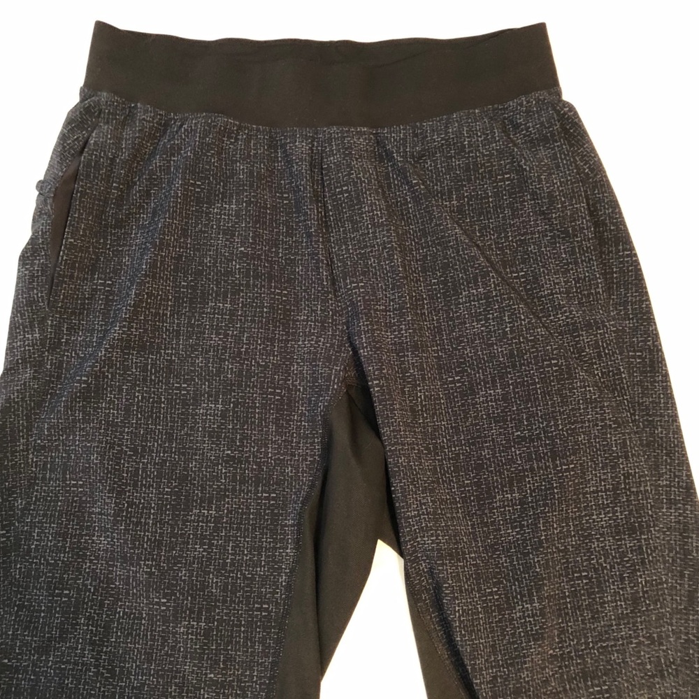 Lululemon Men’s T. H. E. Short 9” Linerless